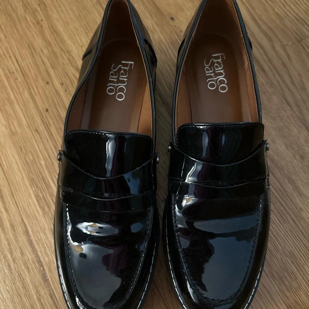 Franco Sarto Black Patent Loafers - Picture 1 of 4